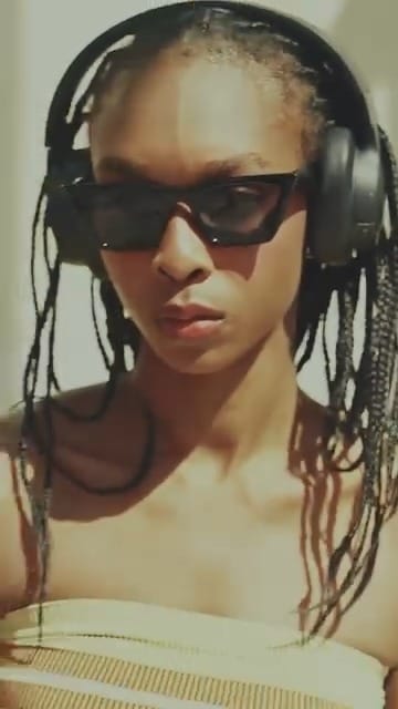Post 3 by Busem Store on Instagram (video)