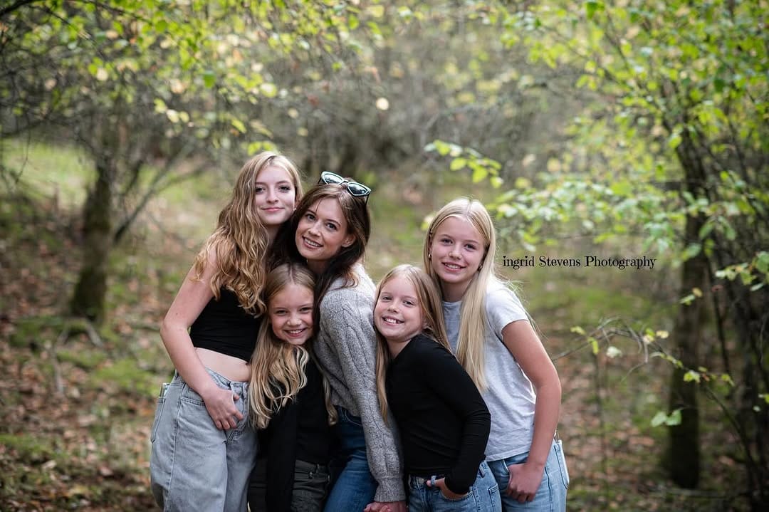 Post 3 by Christina Amber on Instagram (image)