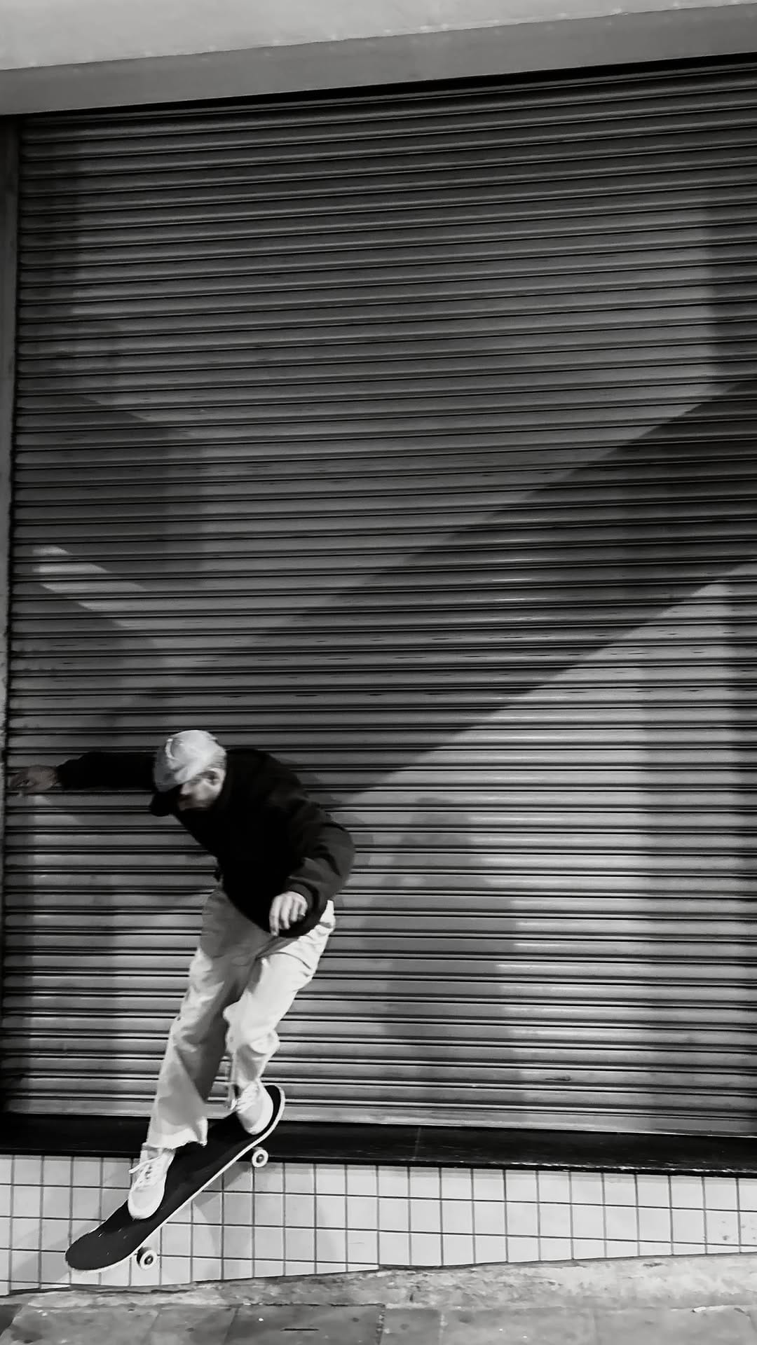 Post 9 by DACHRONIC on Instagram (video)