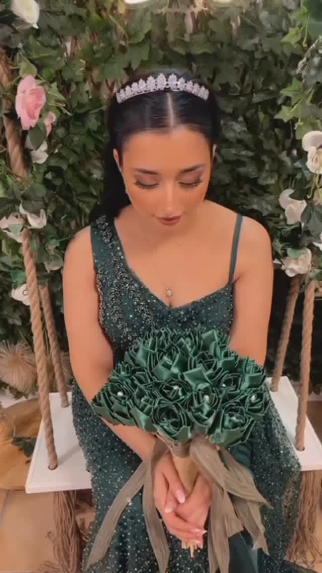 Post 10 by EMİNE DUMAN on Instagram (video)