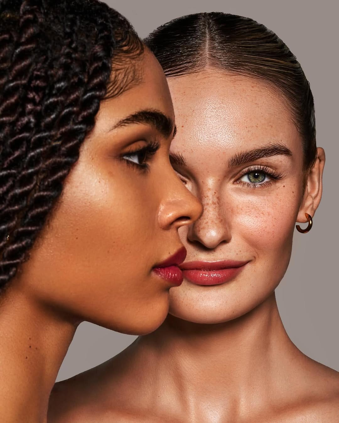 Post 10 by Jana Charbonnier   | Model & Creatorin on Instagram (carousel)