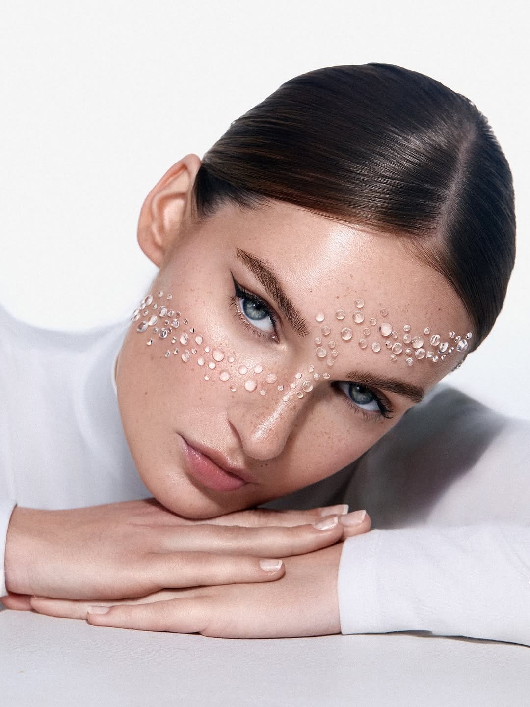 Post 3 by Jana Charbonnier   | Model & Creatorin on Instagram (carousel)
