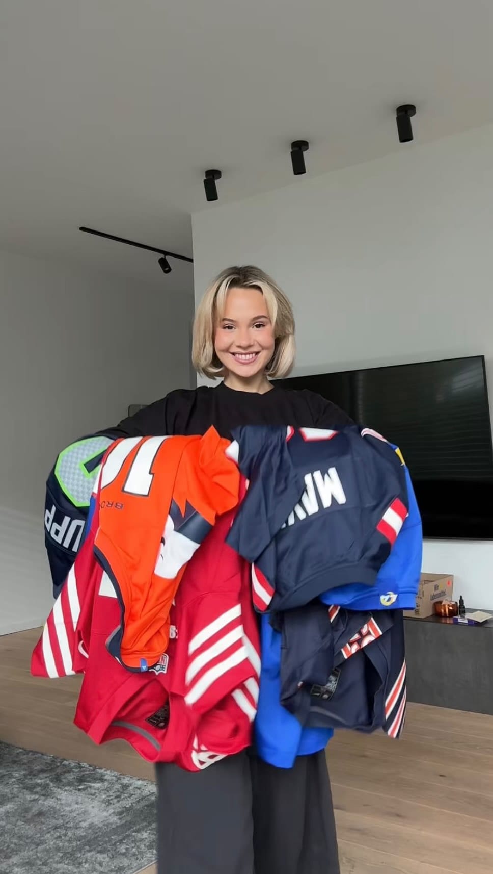 Post 3 by Fiona on Instagram (video)