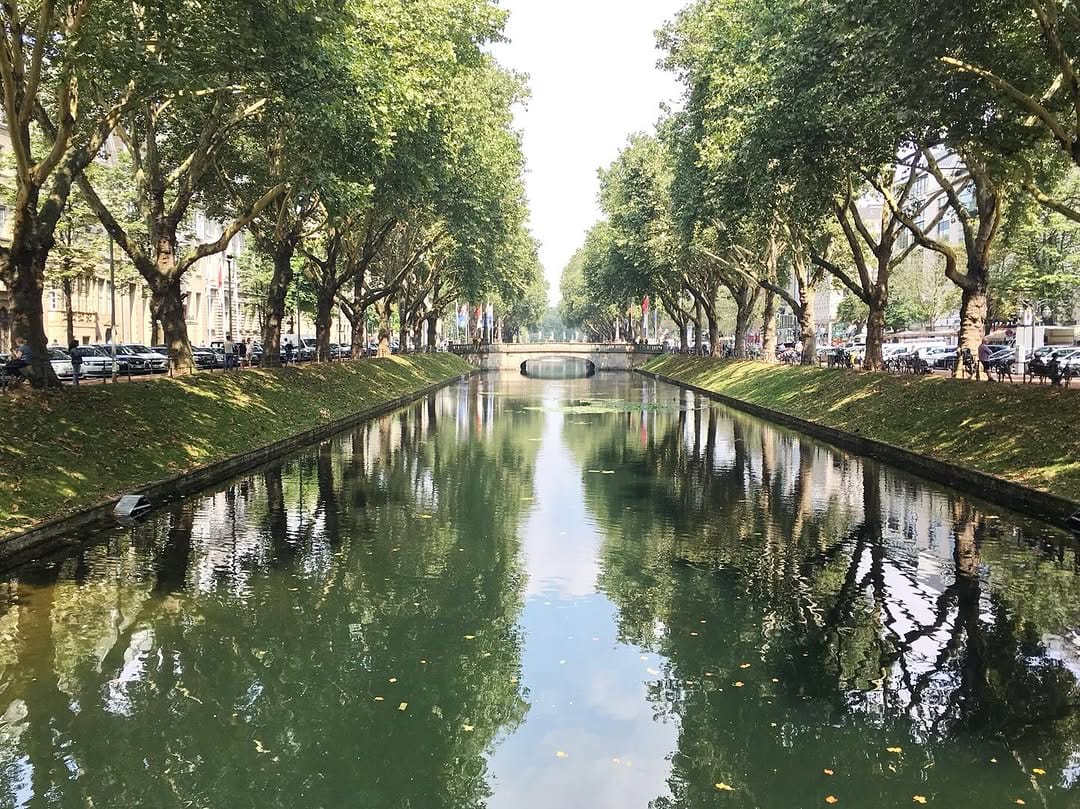 Post 6 by KÖNIGSALLEE Düsseldorf on Instagram (image)