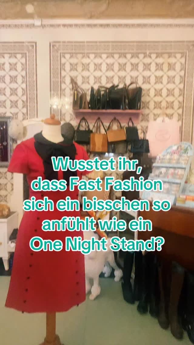 Post 3 by Fräulein Anders on Instagram (video)