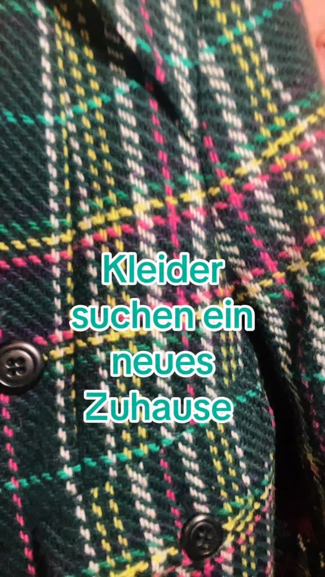 Post 6 by Fräulein Anders on Instagram (video)