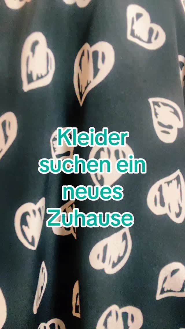 Post 8 by Fräulein Anders on Instagram (video)
