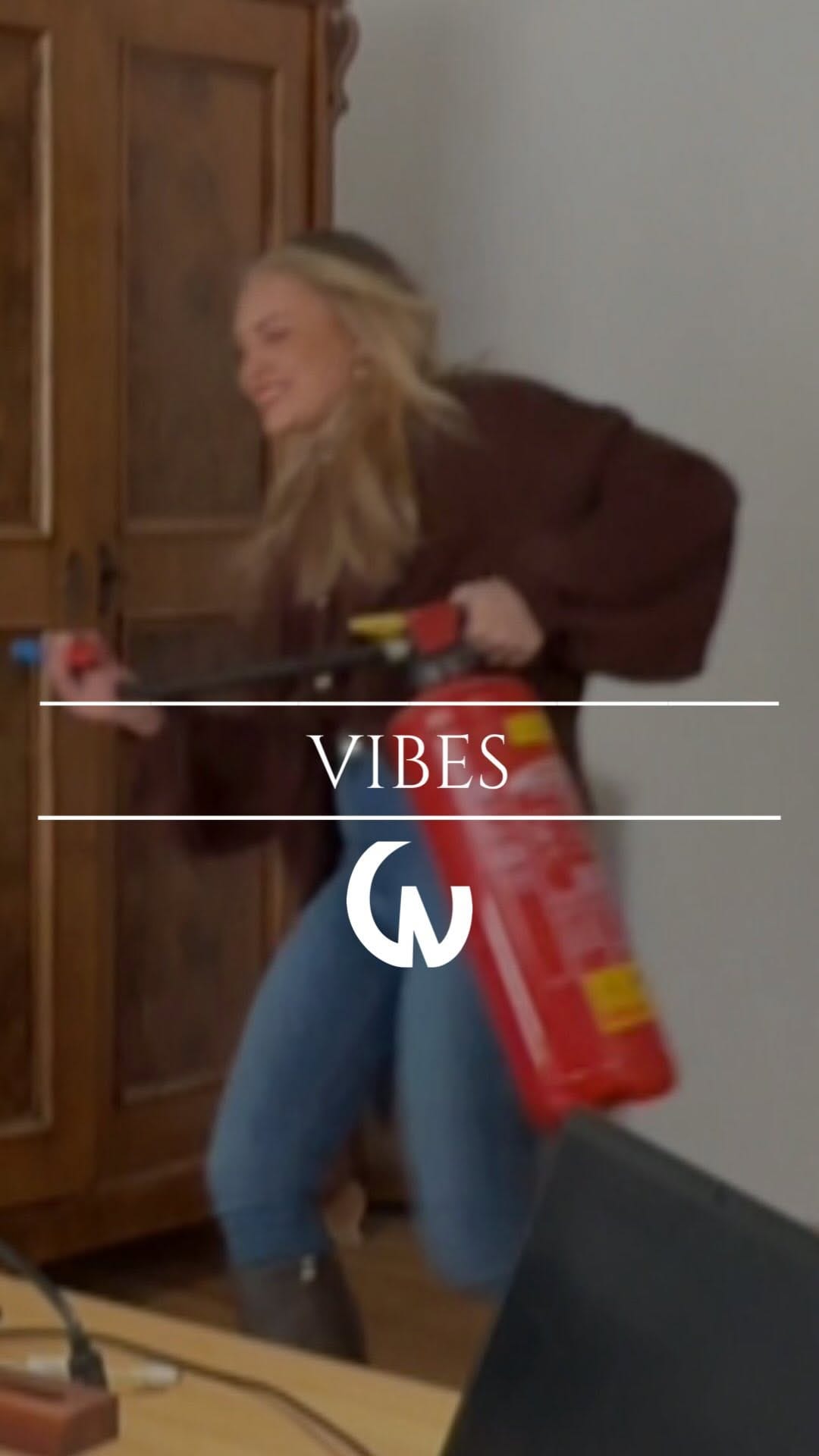 Post 3 by Parfümerie Wiedemann on Instagram (video)