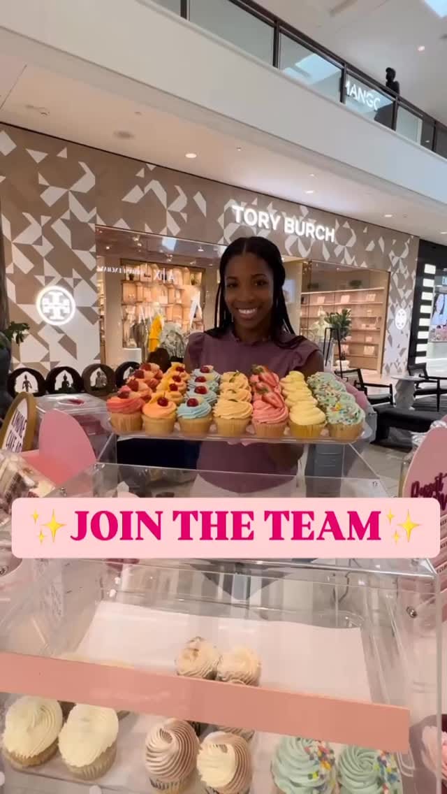 Post 4 by Kimone’s Cake Art Studio on Instagram (video)