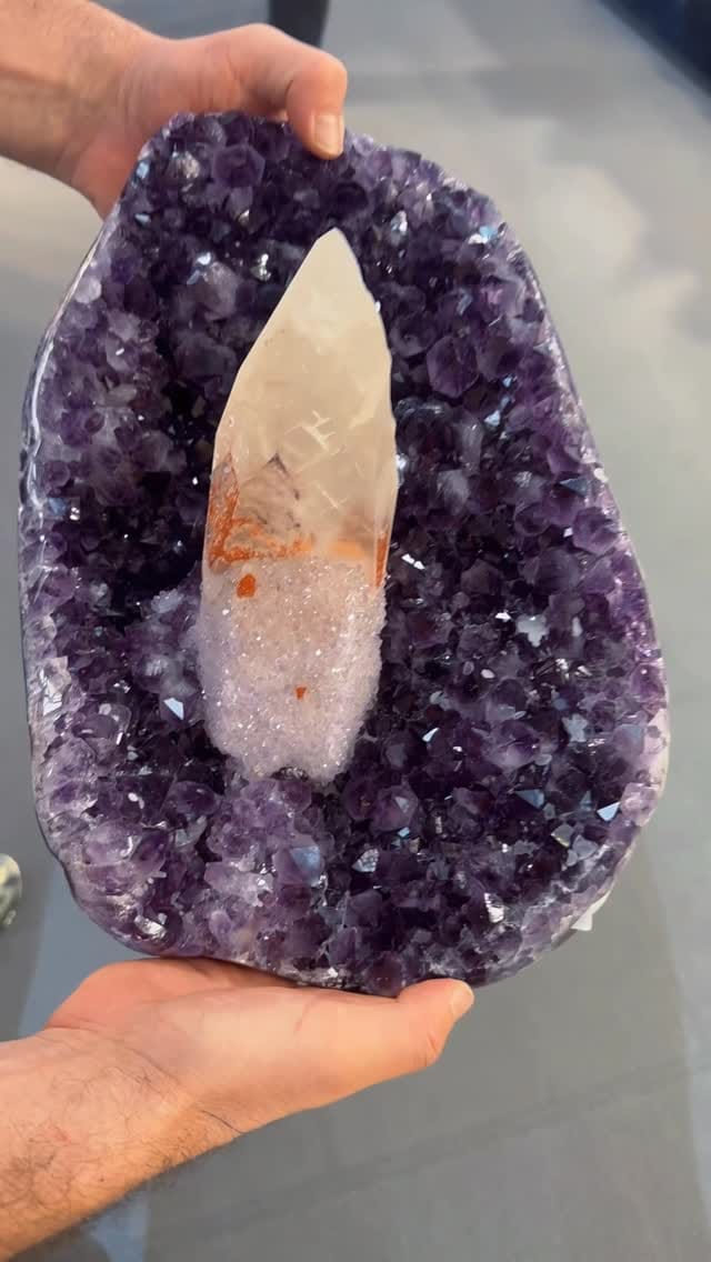 Post 5 by MAGIC QUARTZ on Instagram (video)