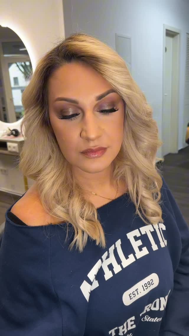 Post 5 by Betül Albayrak on Instagram (video)