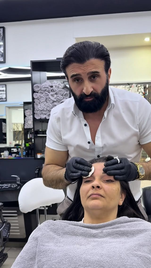 Post 3 by Barbier Bülent Stuttgart on Instagram (video)