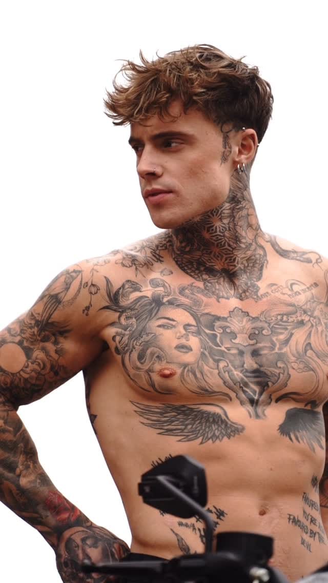 Post 9 by Samuel on Instagram (video)