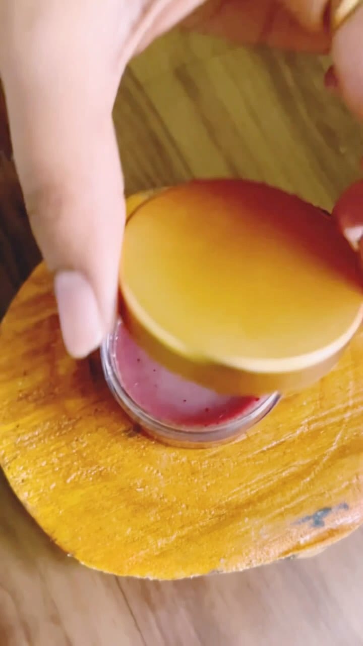 Post 8 by Maduras Herbals on Instagram (video)