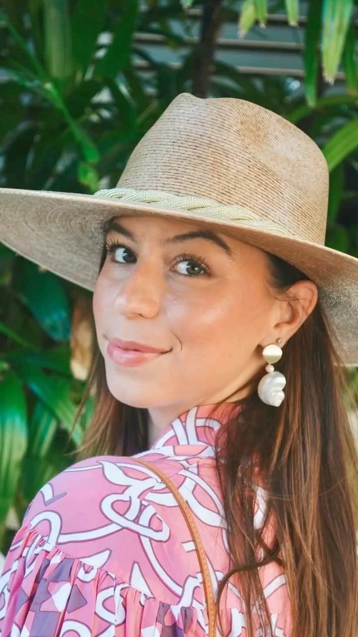 Post 6 by FLOAT Key West on Instagram (video)
