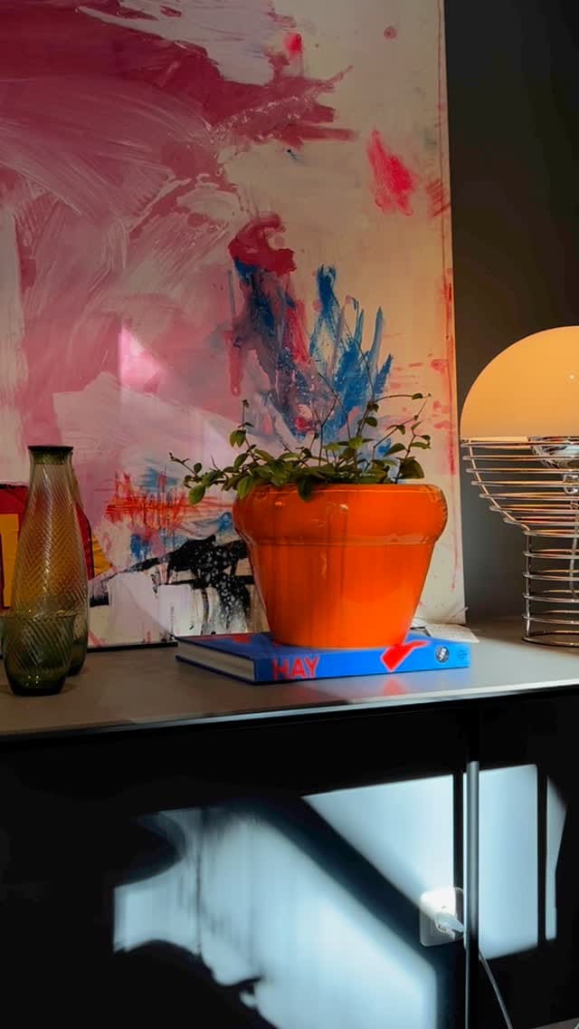Post 5 by thehomestory e.K. | Interior on Instagram (video)