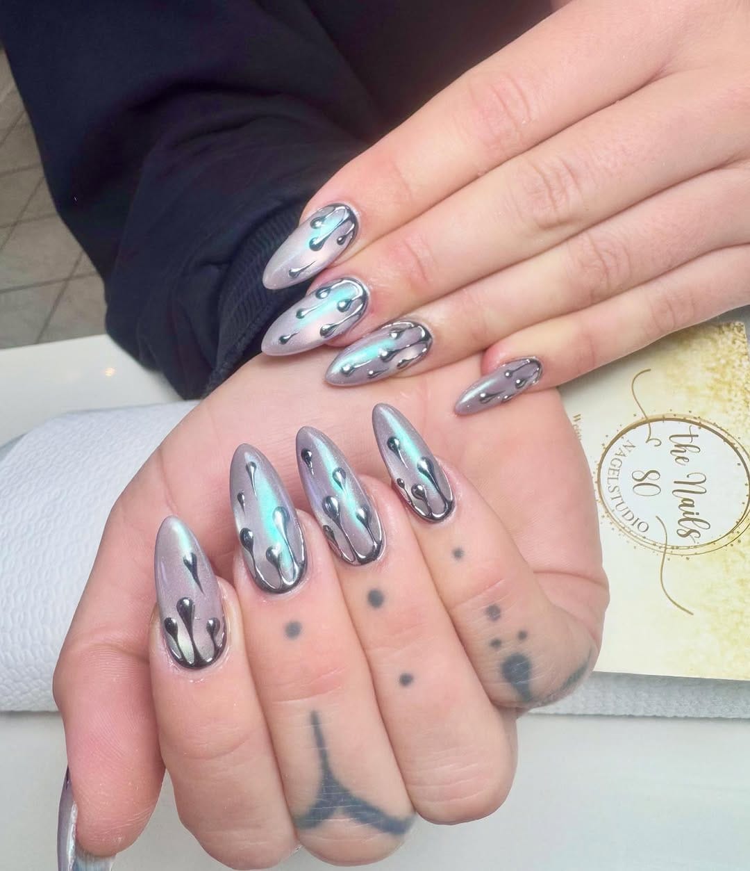Post 4 by The Nails 80 on Instagram (carousel)