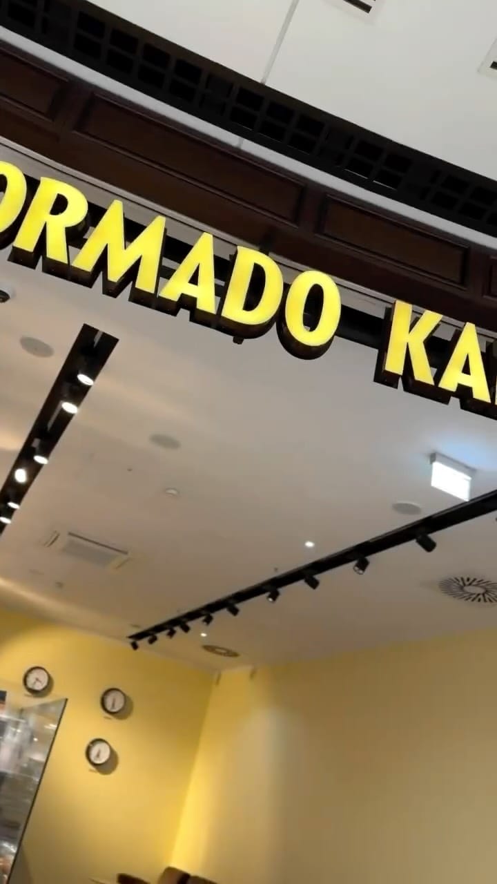Post 7 by Ormado Kaffeehaus on Instagram (video)