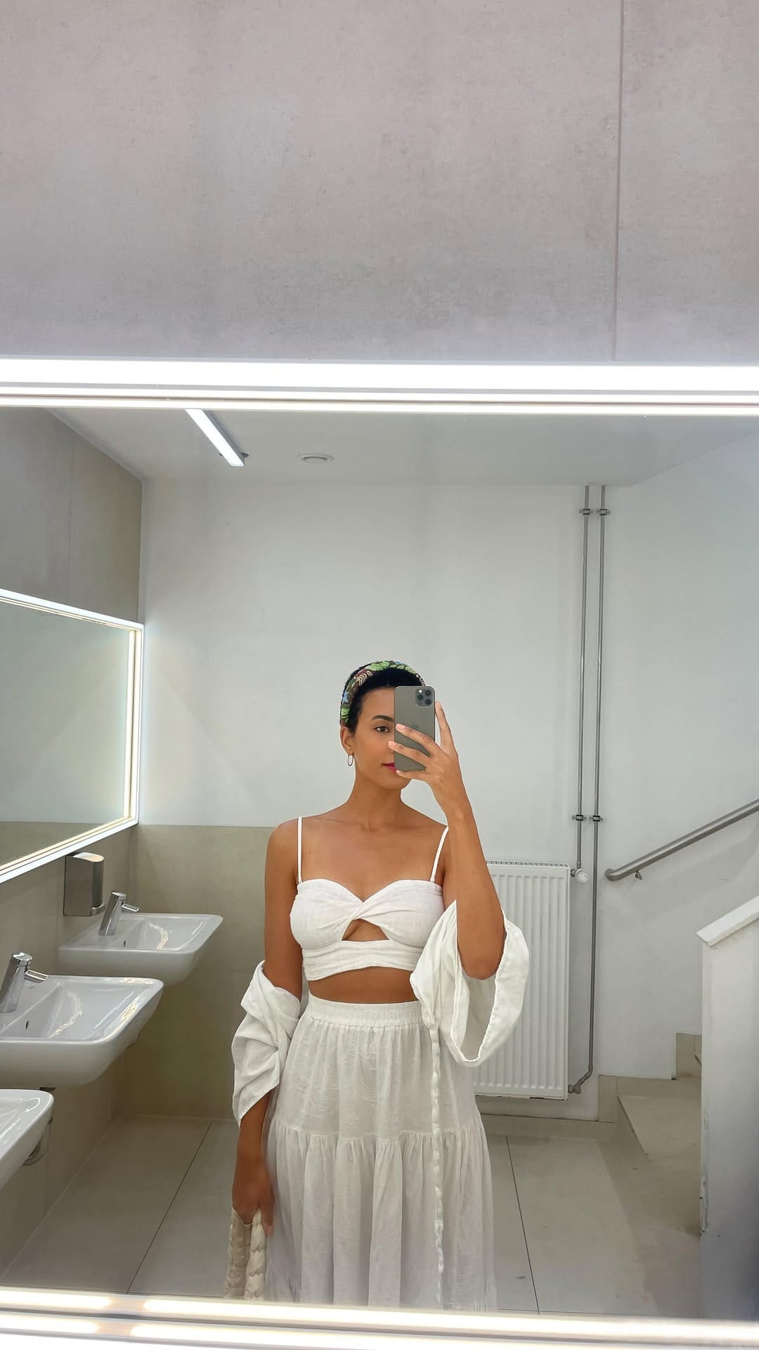 Post 8 by ☽ Rebecca Osose Nmyr ☼ on Instagram (video)