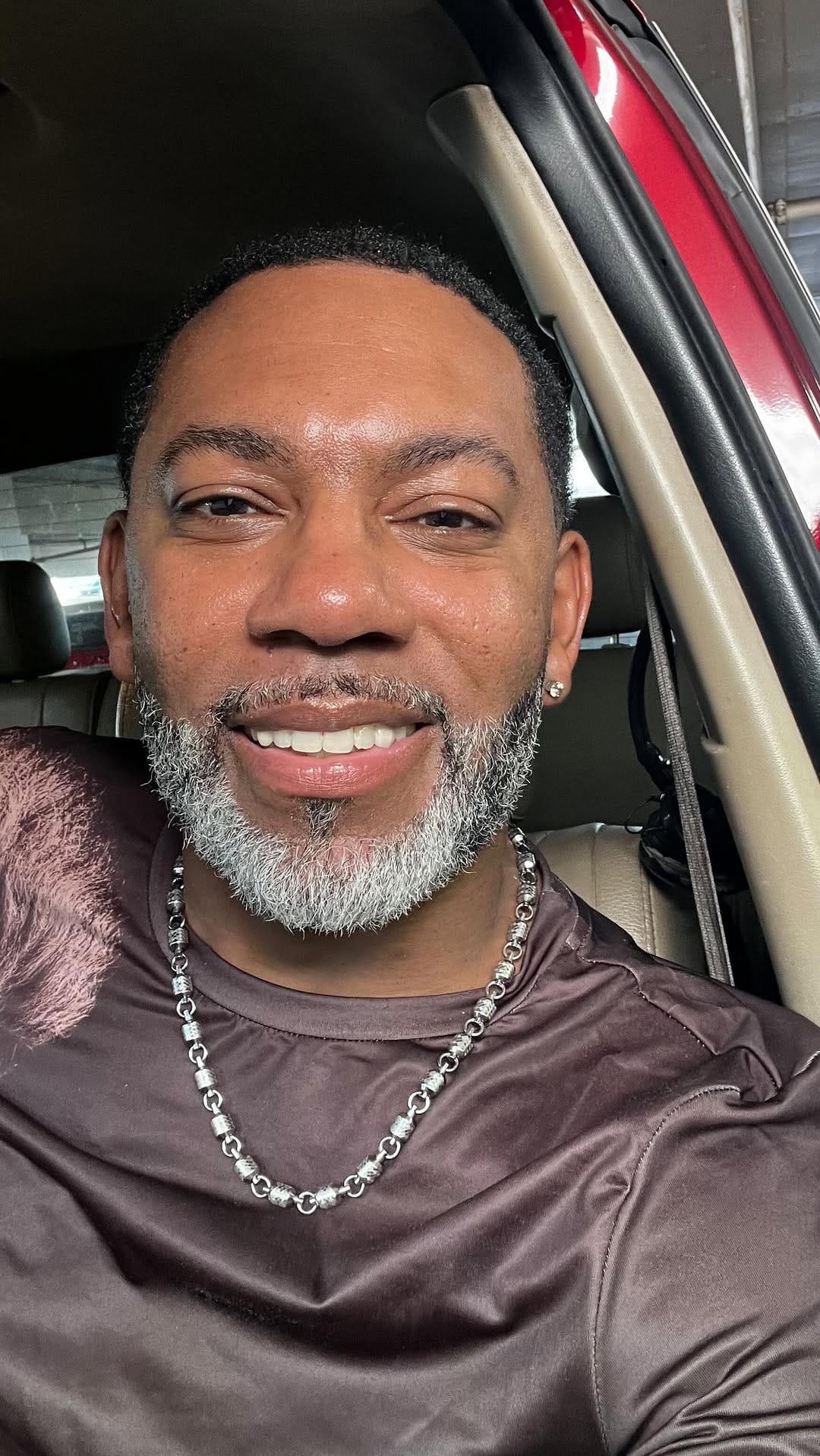 Post 8 by Daonn Robinson | Dating & Relationship Life Coach on Instagram (video)