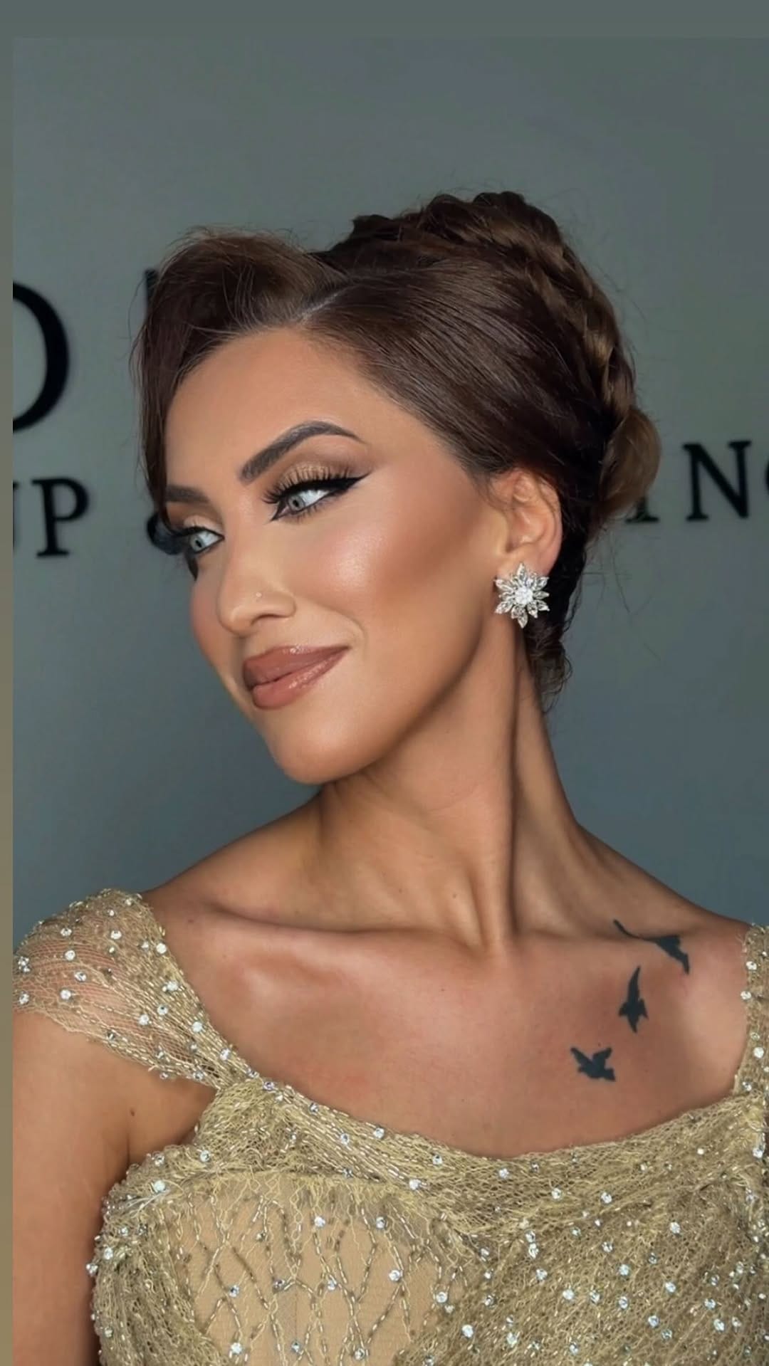 Post 2 by 𝐃 | 𝐊 𝐁𝐄𝐀𝐔𝐓𝐘 𝐒𝐓𝐔𝐃𝐈𝐎 | 𝐃𝐈𝐀𝐍𝐀 on Instagram (video)