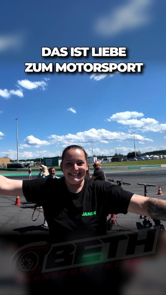 Post 10 by Beth Rennsporttechnik on Instagram (video)