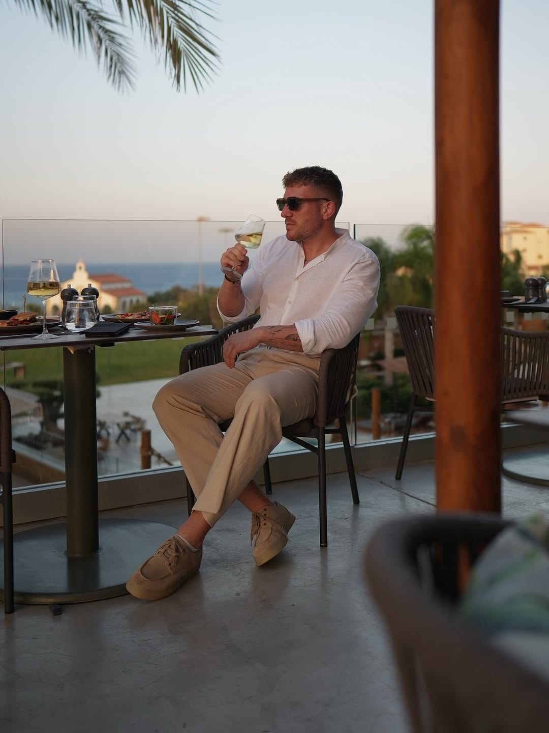 Post 2 by Hannes Münzer on Instagram (image)