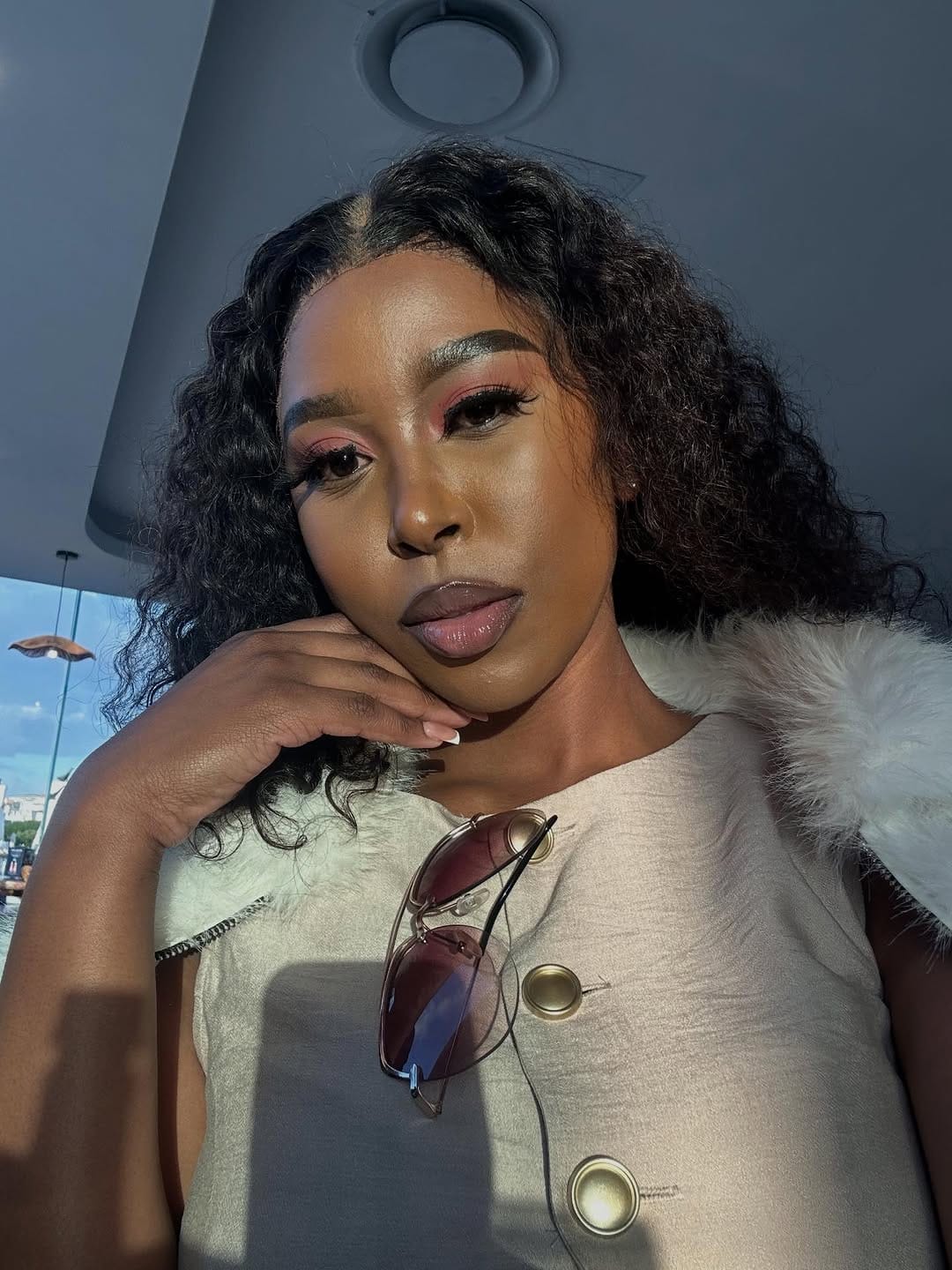 Post 7 by Thando Tshabangu on Instagram (carousel)
