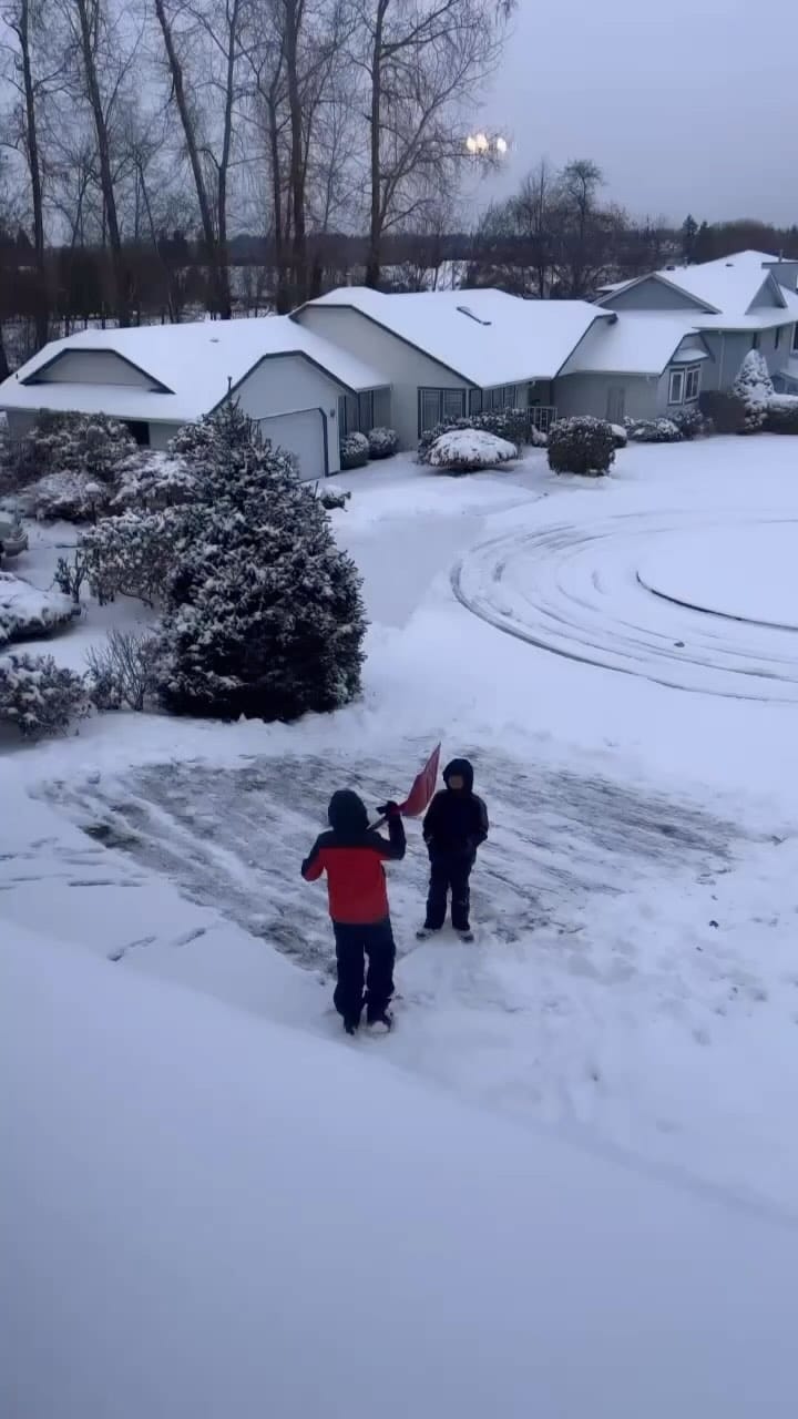 Post 2 by Ancient Mantra Naturals 🇨🇦 on Instagram (video)