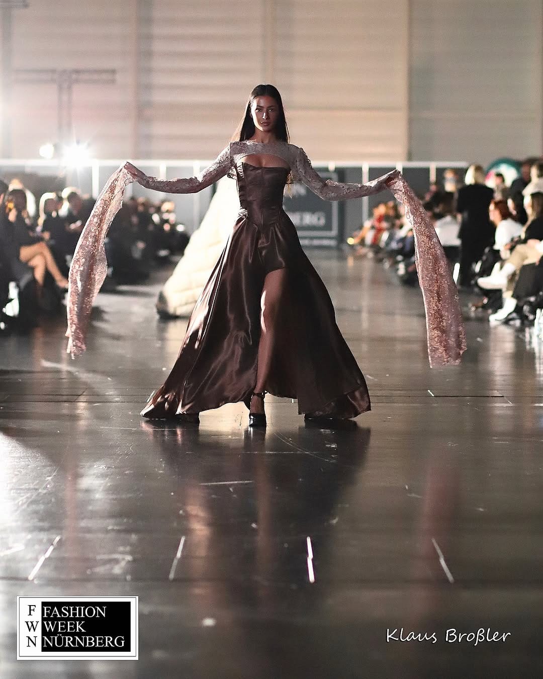 Post 4 by Leila Charifa Kraus on Instagram (carousel)