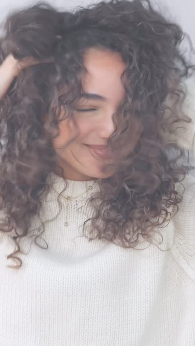 Post 1 by EC HAIR PLACE GmbH on Instagram (video)