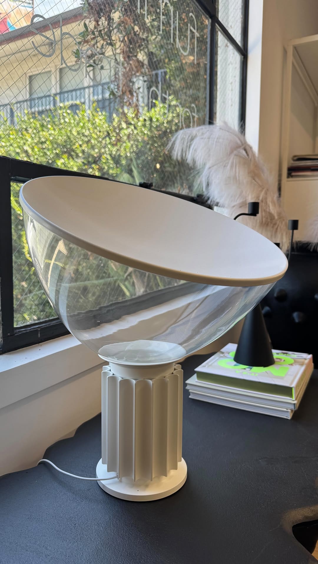 Post 8 by Ergonomia - Los Angeles on Instagram (video)