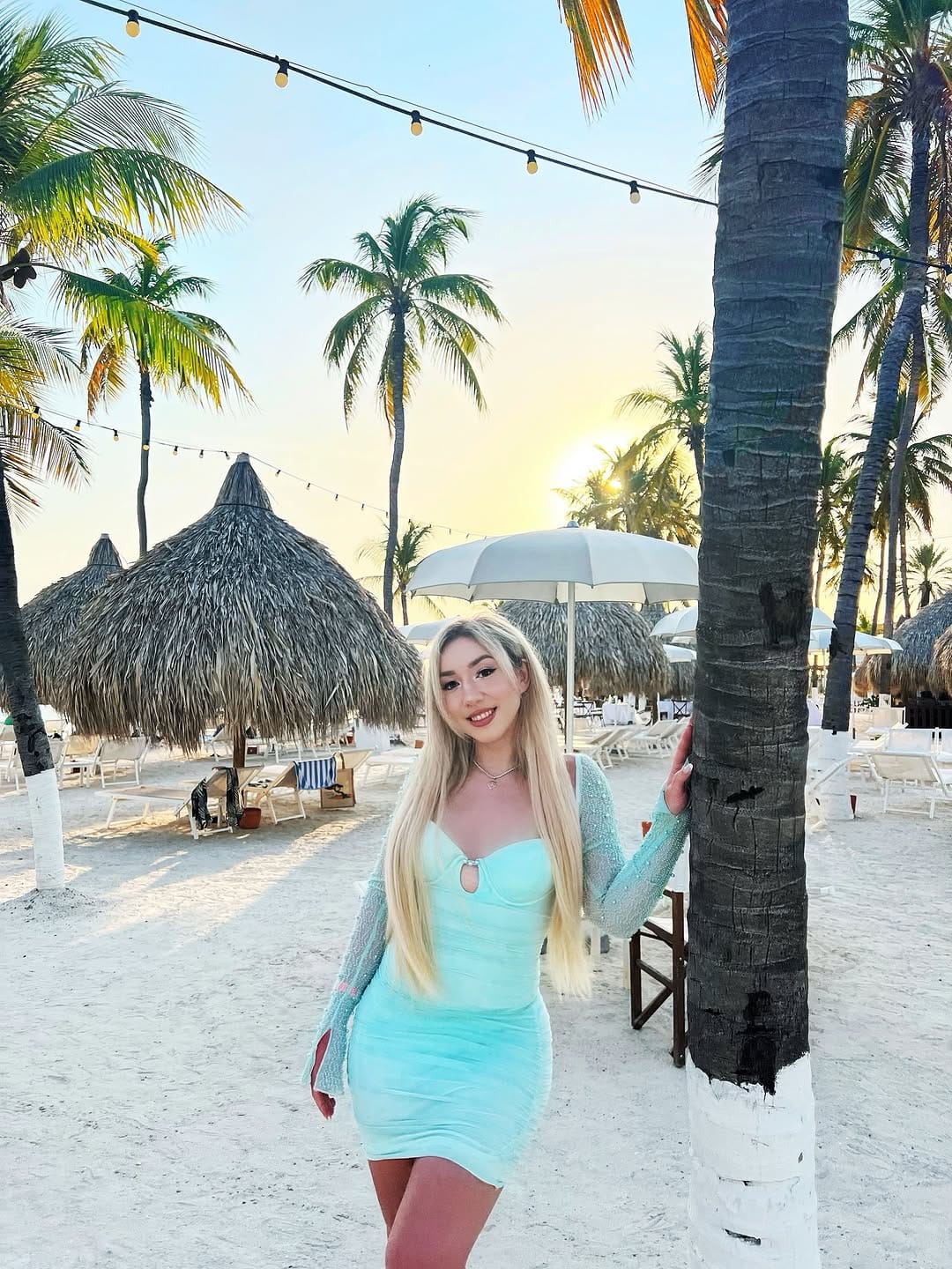 Post 9 by Rebekah Wing - Youtuber💕 on Instagram (carousel)