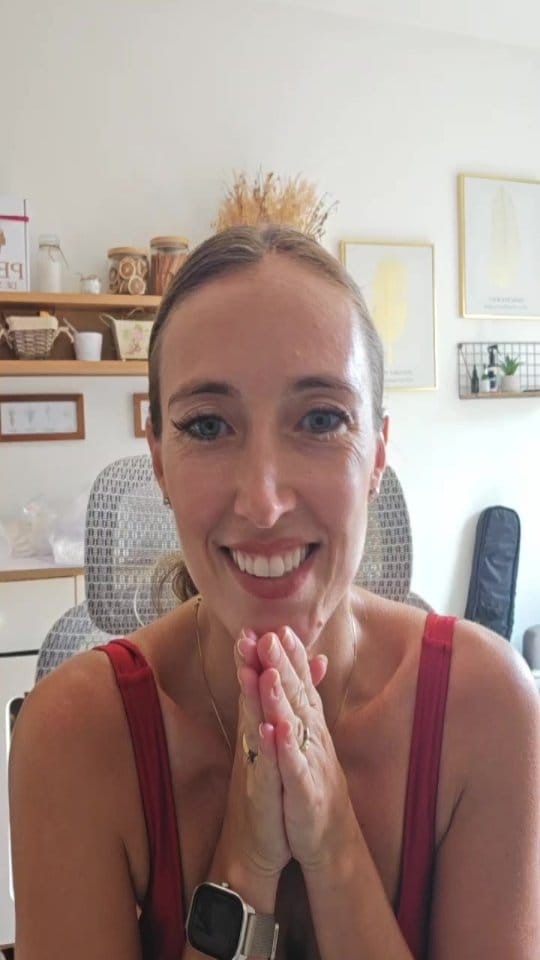 Post 2 by RAINHA DOS ÓLEOS 👑 | óleos essenciais | Cosmética Natural on Instagram (video)