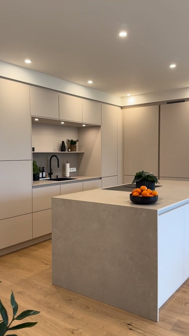 Post 1 by ERNDL-Küchen GmbH on Instagram (video)