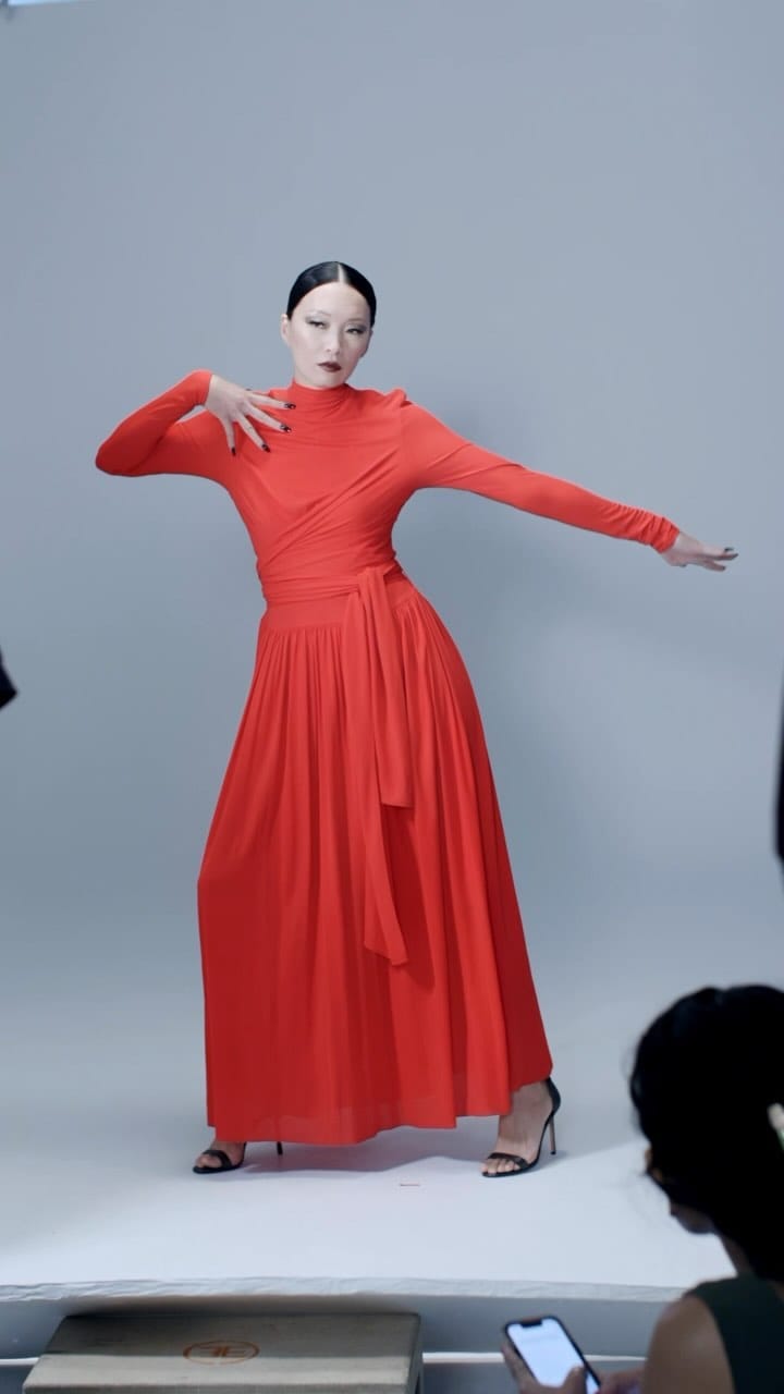 Post 7 by Ling Tan on Instagram (video)