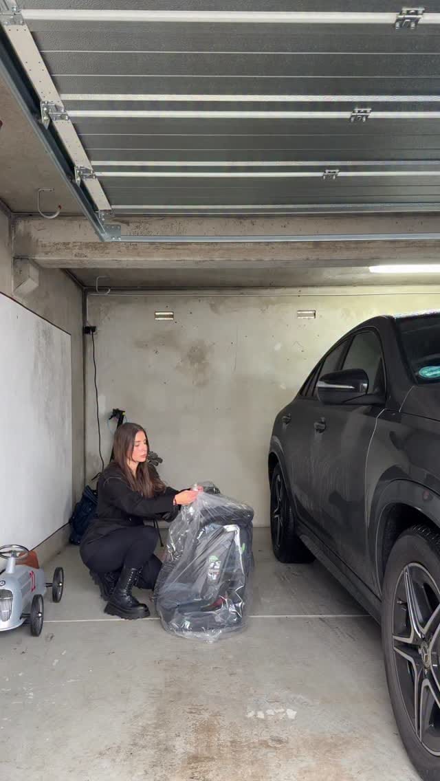 Post 2 by Rabia on Instagram (video)