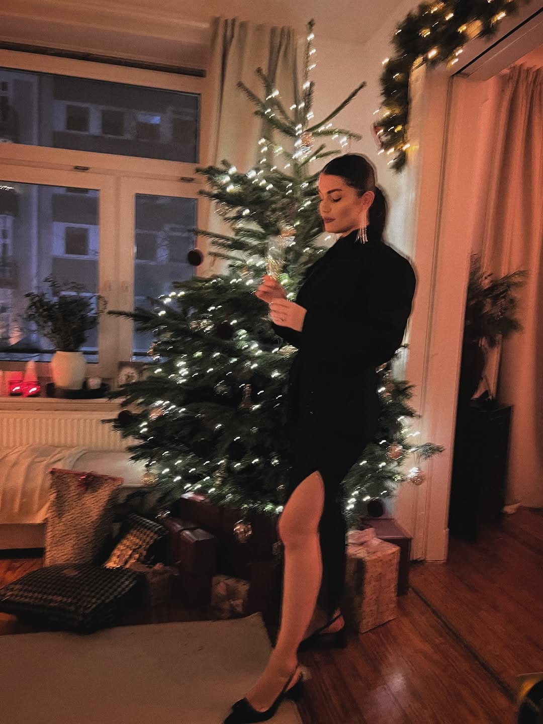 Post 1 by Sabrina on Instagram (carousel)