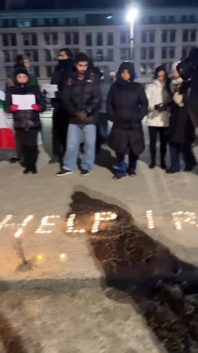 Post 8 by SiaExplains on Instagram (video)