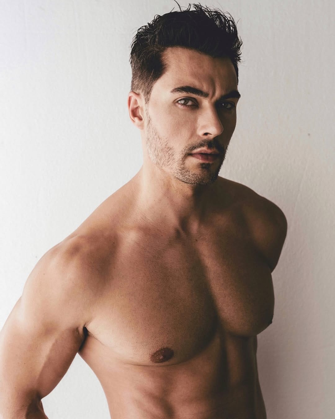 Post 6 by Markus Schäfer | MALE MODEL on Instagram (carousel)