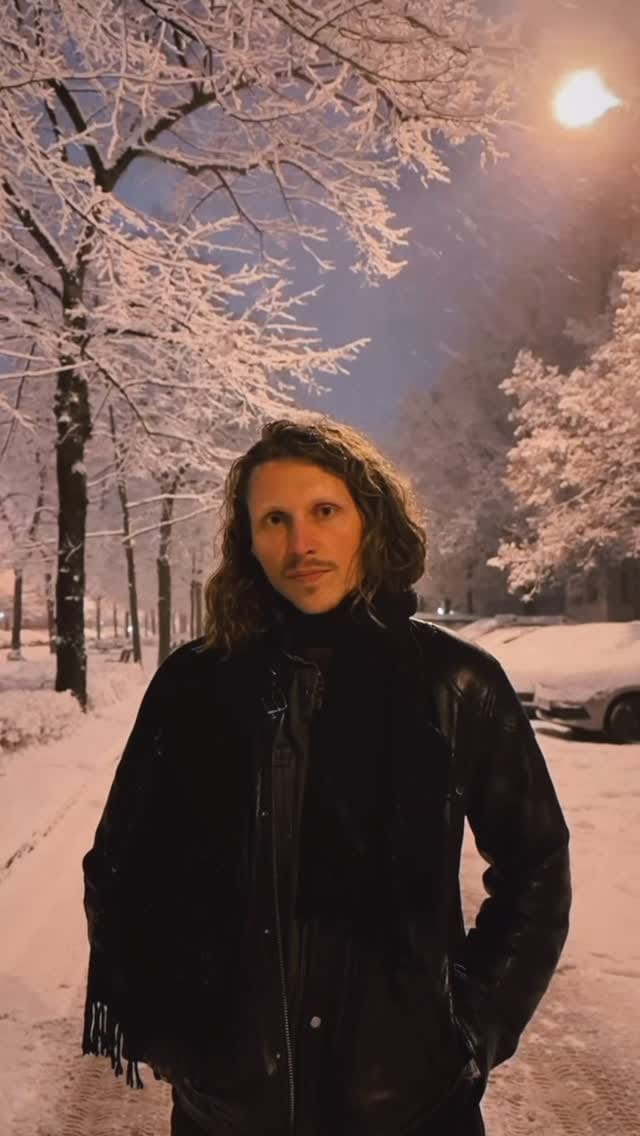 Post 5 by Josh Savage on Instagram (video)