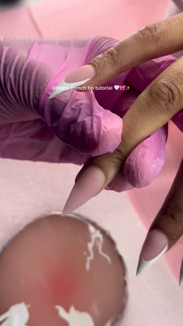 Post 6 by Lafayette & HTX Master Nail Tech | Mentor on Instagram (video)