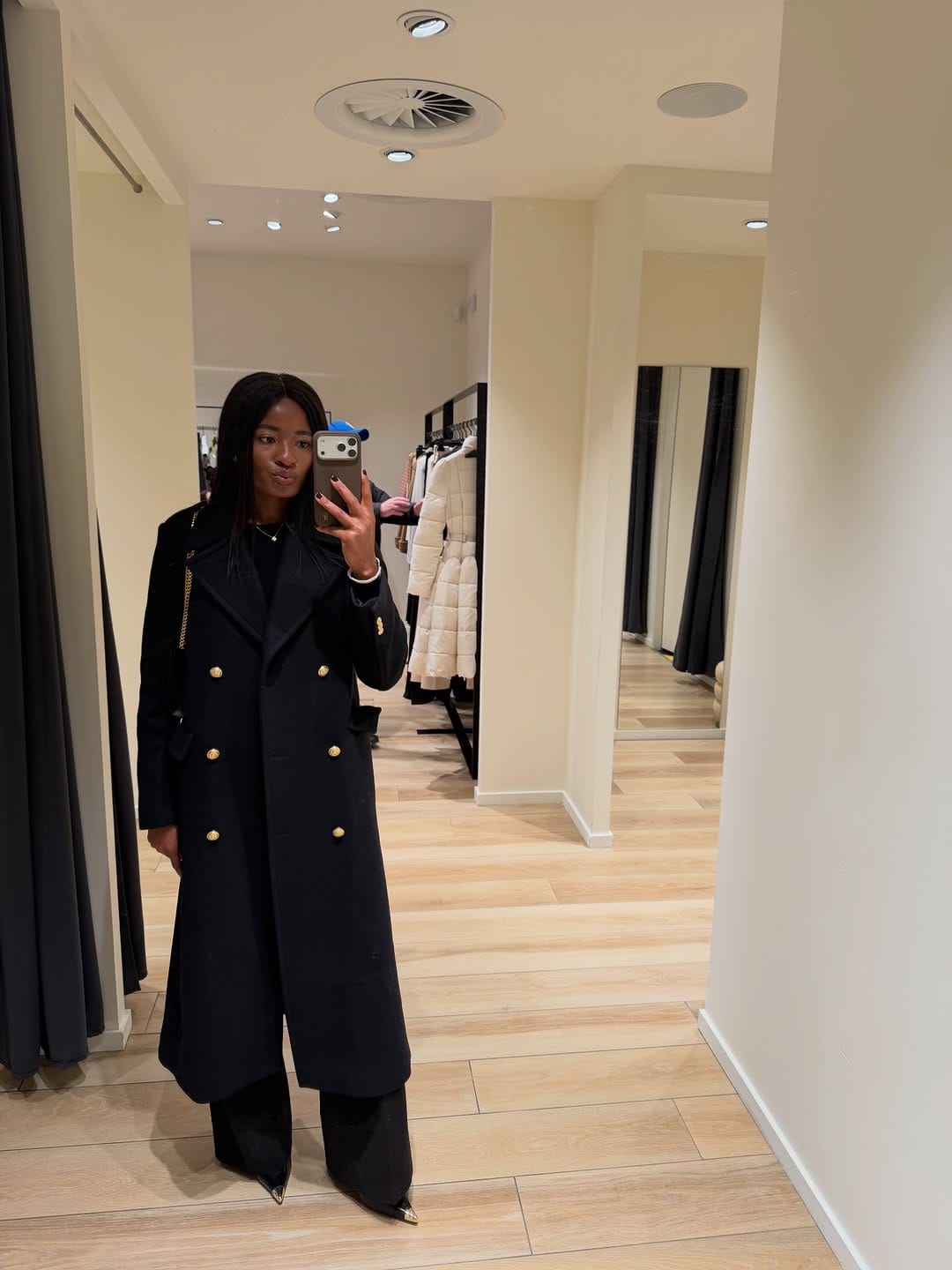 Post 2 by Sandra 💋🧿 on Instagram (carousel)
