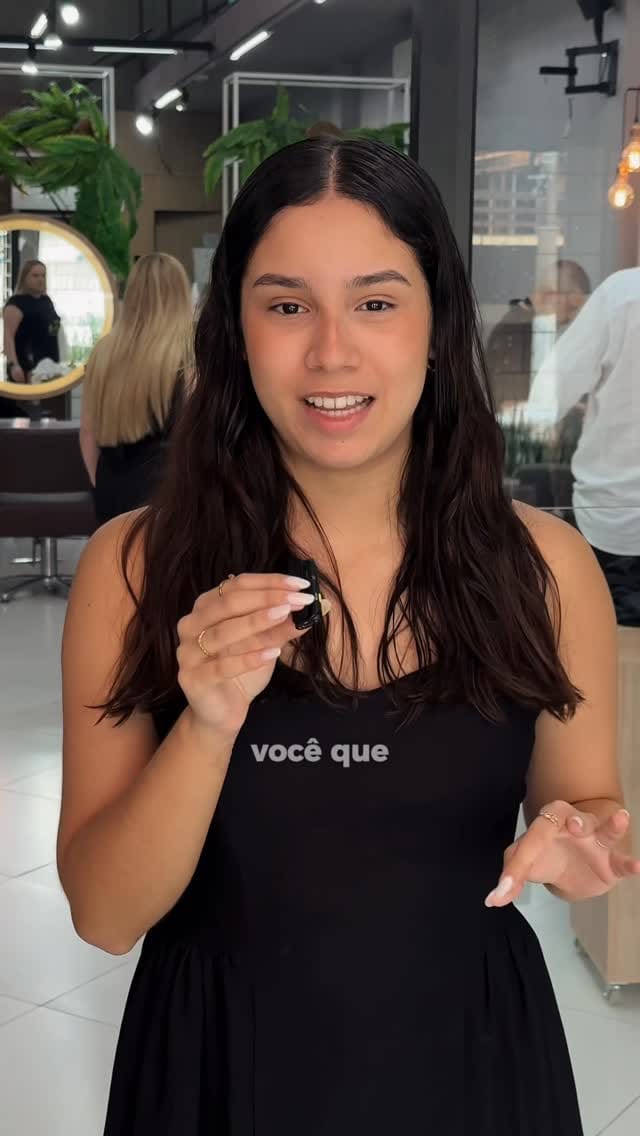 Post 5 by Juliano Studio Hair on Instagram (video)