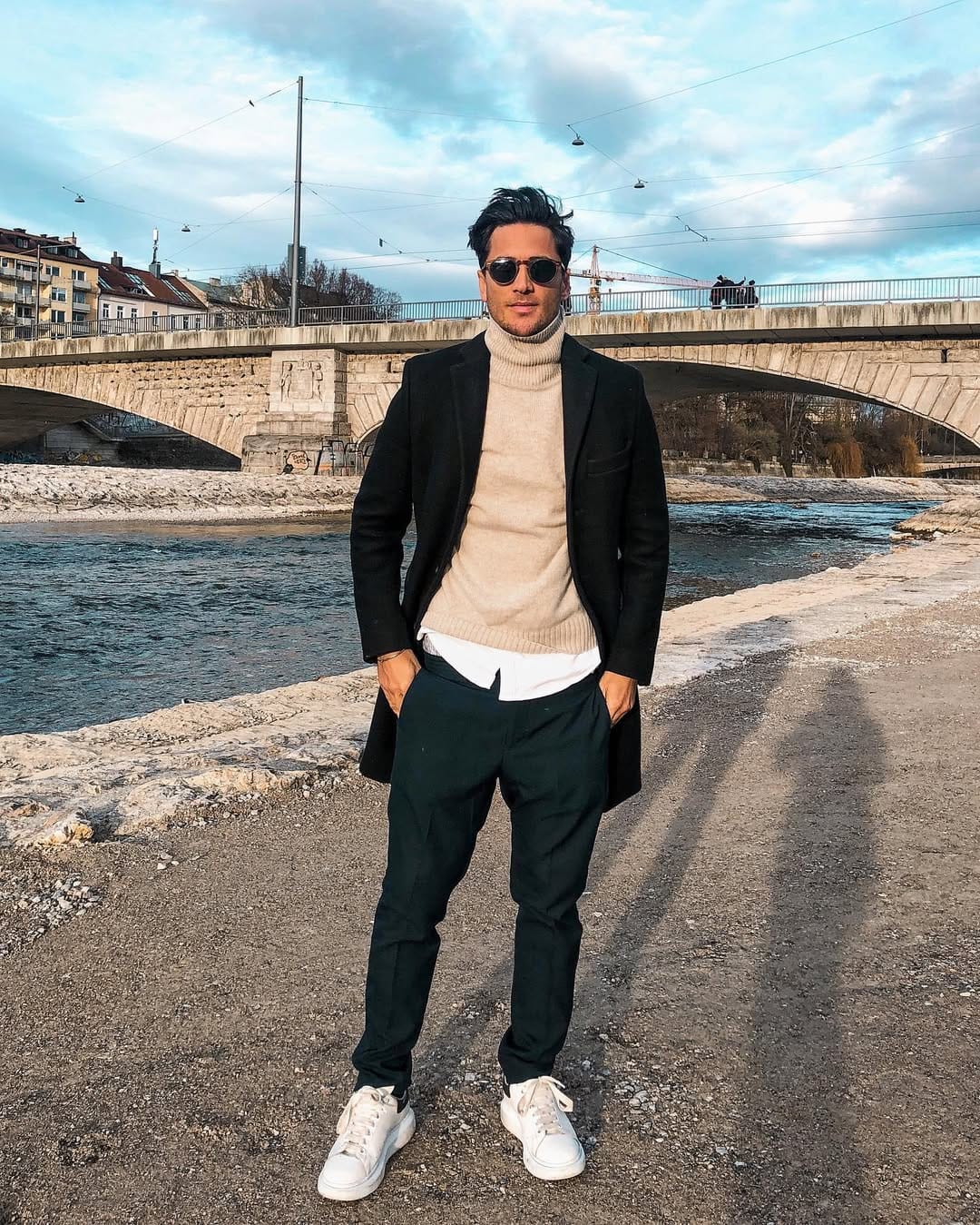 Post 7 by Max Günther on Instagram (image)