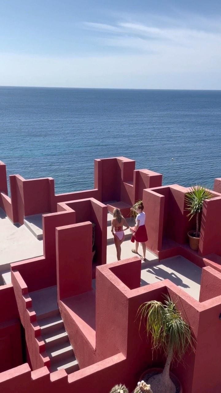 Post 10 by TALIA COLLINS on Instagram (video)