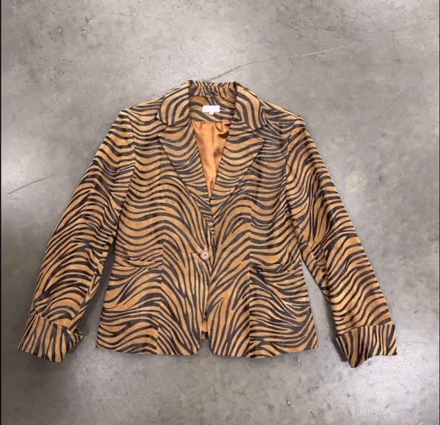 Post 1 by GranruMarket on Instagram (video)