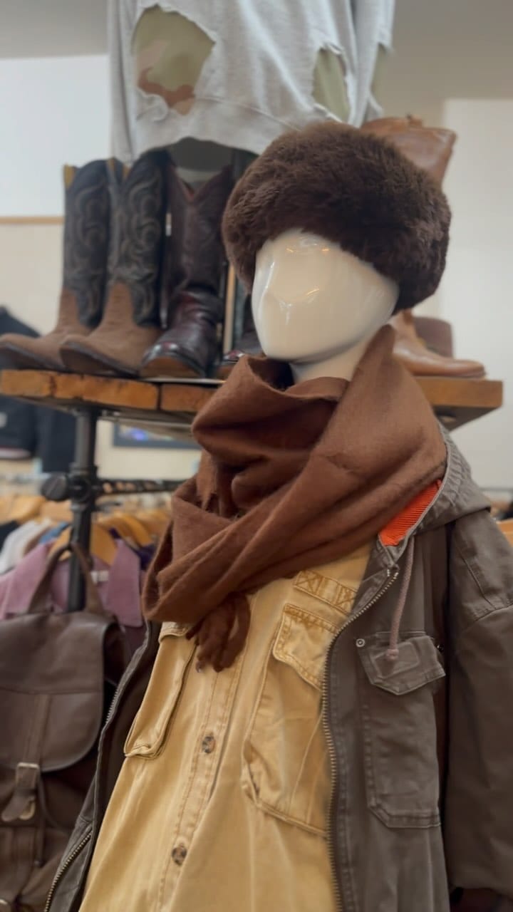 Post 10 by GranruMarket on Instagram (video)