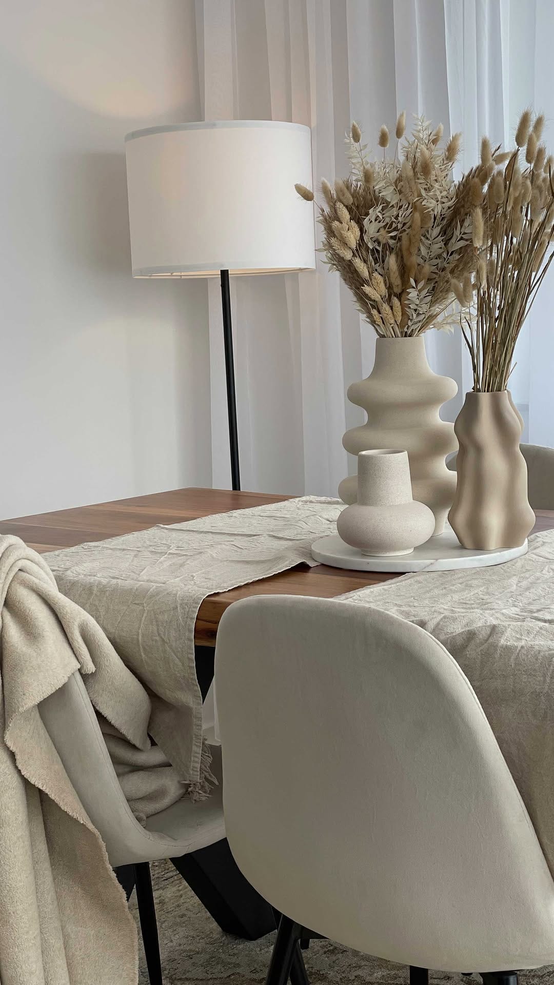 Post 8 by interior_apartmentdesign on Instagram (video)