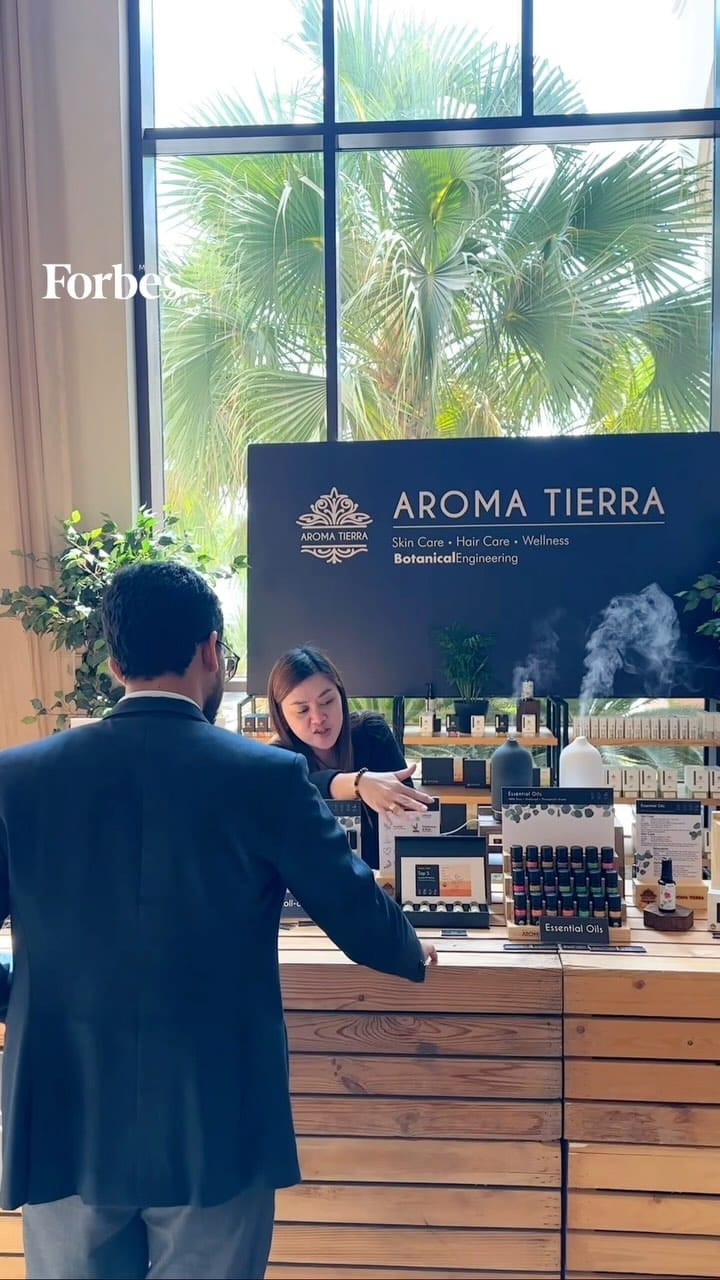Post 10 by Aroma Tierra Middle East on Instagram (video)